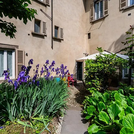 Palazzo Rivola Guest house