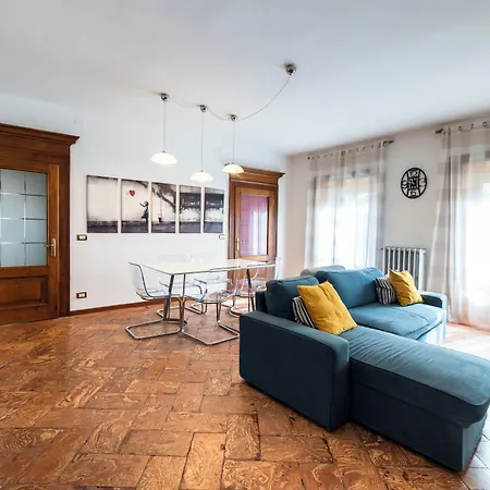 Pensjonat Palazzo Rivola 4*