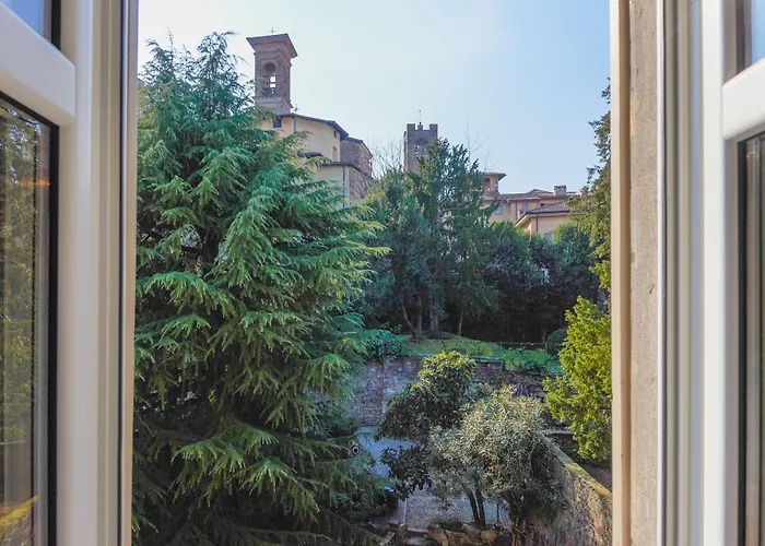 בית הארחה Palazzo Rivola 4*